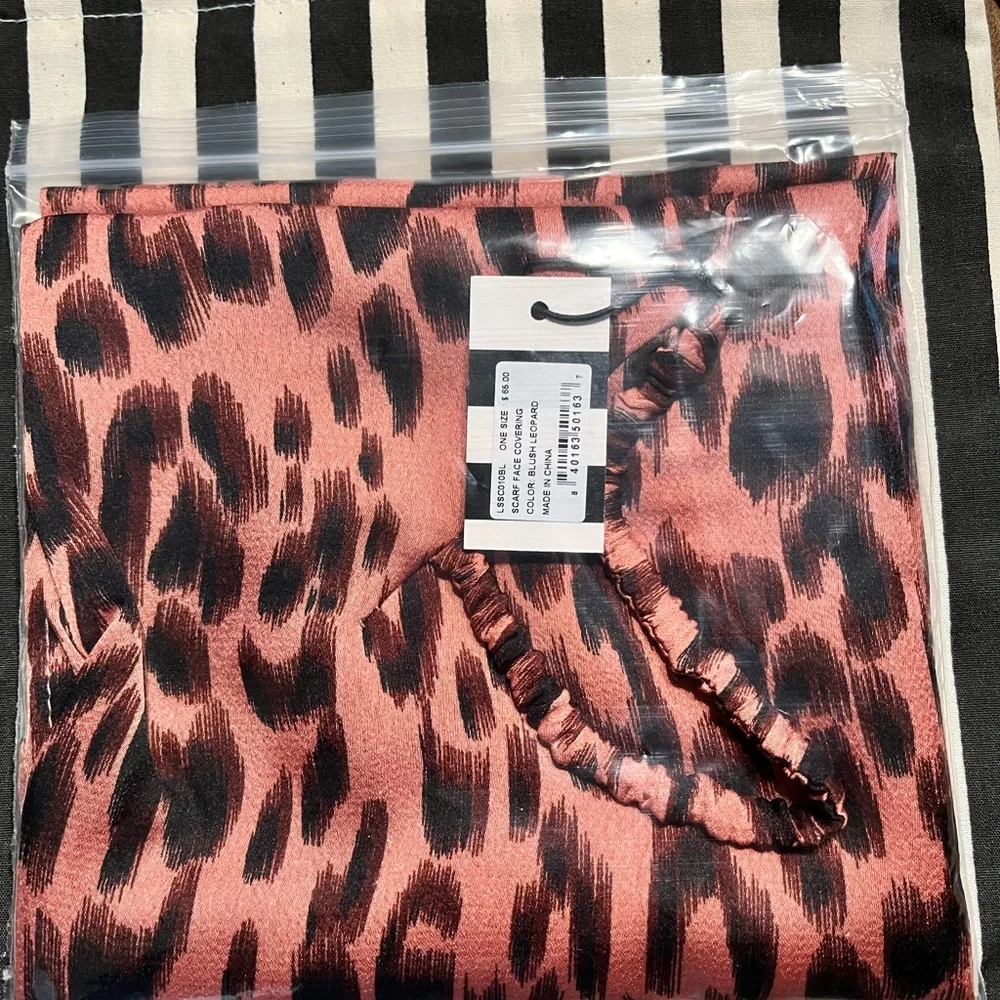 LELE SADOUGHI NWT AUTHENTIC BLUSH LEOPARD SILK BANDANA SCARF MASK.